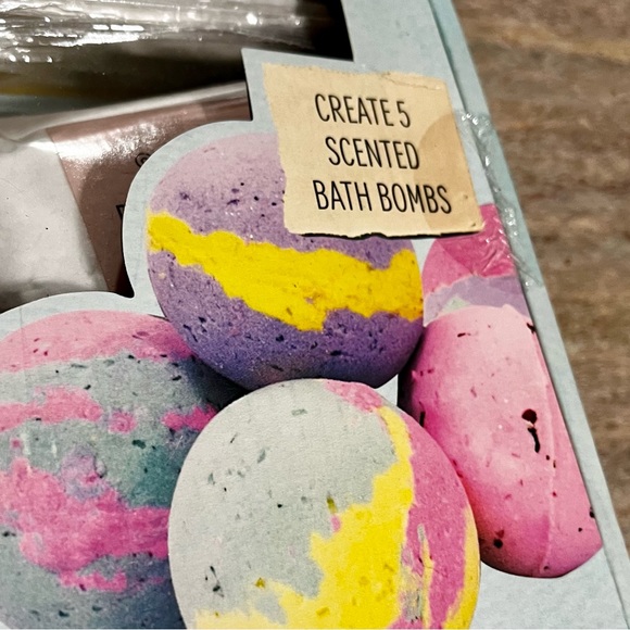 NIB STMT Do it Yourself bath bomb kit - Picture 3 of 10